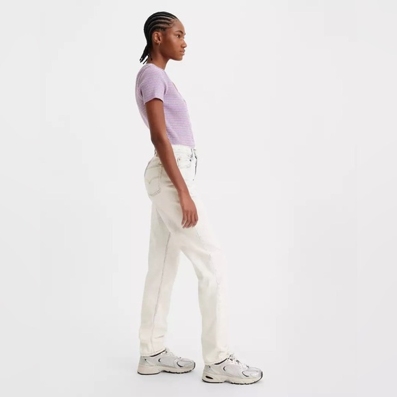 Levi’s 501 ‘81 High Rise Tapered Mom Jean in Erikka's Pic Light Wash Size 25 - Picture 3 of 16